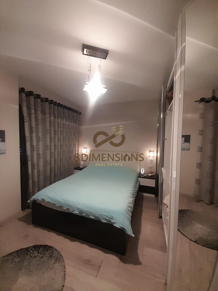 Jepet me qera Apartament 1+1 prane Casa Italia  (D8241A-72)