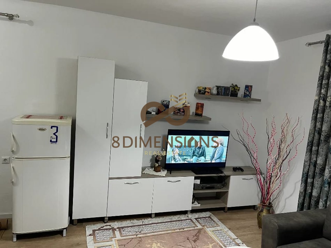 Jepet me qera Apartament 1+1 ne rrugen e Elbasanit, perballe Downtown Tirana