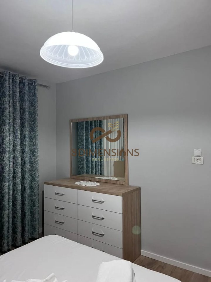 Jepet me qera Apartament 1+1 ne rrugen e Elbasanit, perballe Downtown Tirana