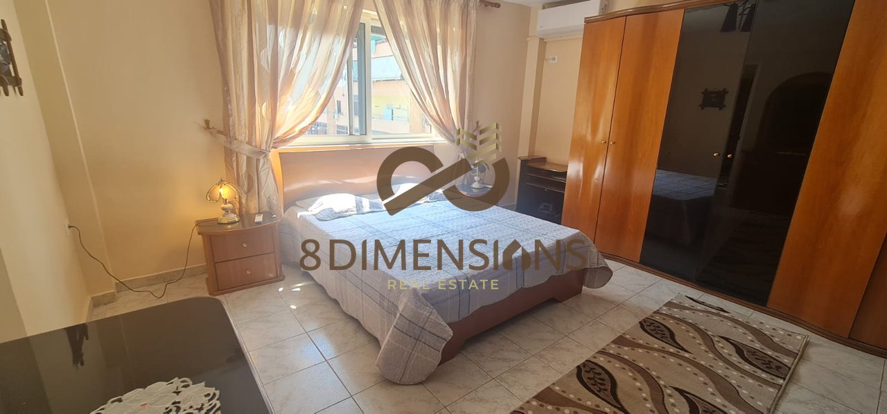 Appartamento 2+1 con cucina in affitto vicino alla zona di Zogu i Zi - Tirana (ID D8242A-78)