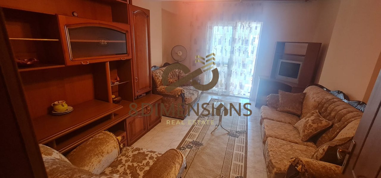 Appartamento 2+1 con cucina in affitto vicino alla zona di Zogu i Zi - Tirana (ID D8242A-78)