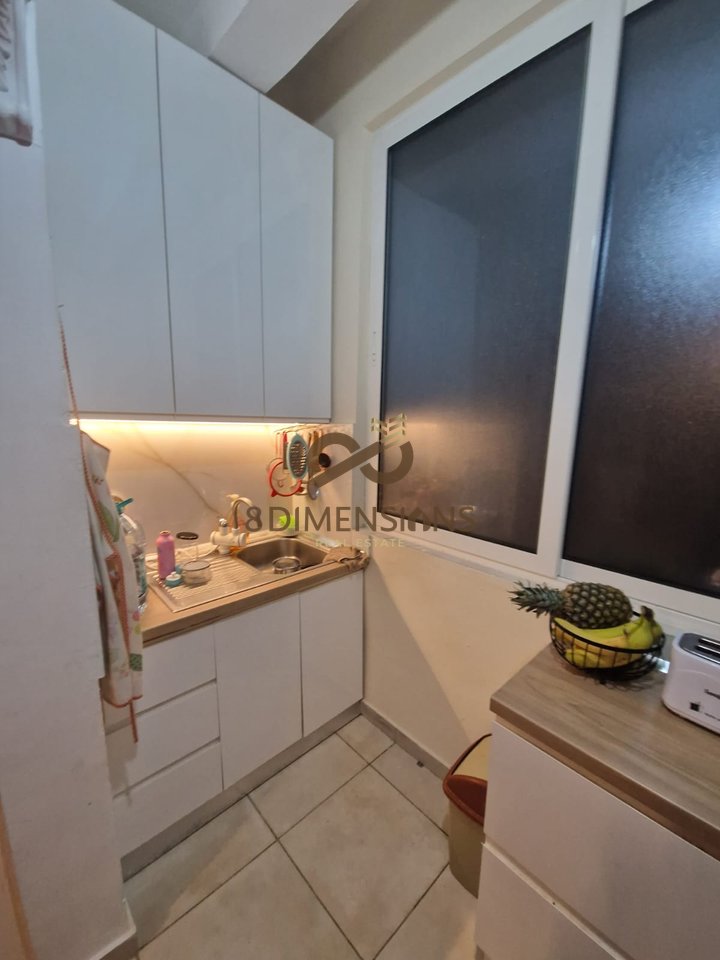 Apartament 1+1 ne shitje ne Rrugen Mine Peza, I Rikonstruktuar Totalisht (ID D8141Z-9)