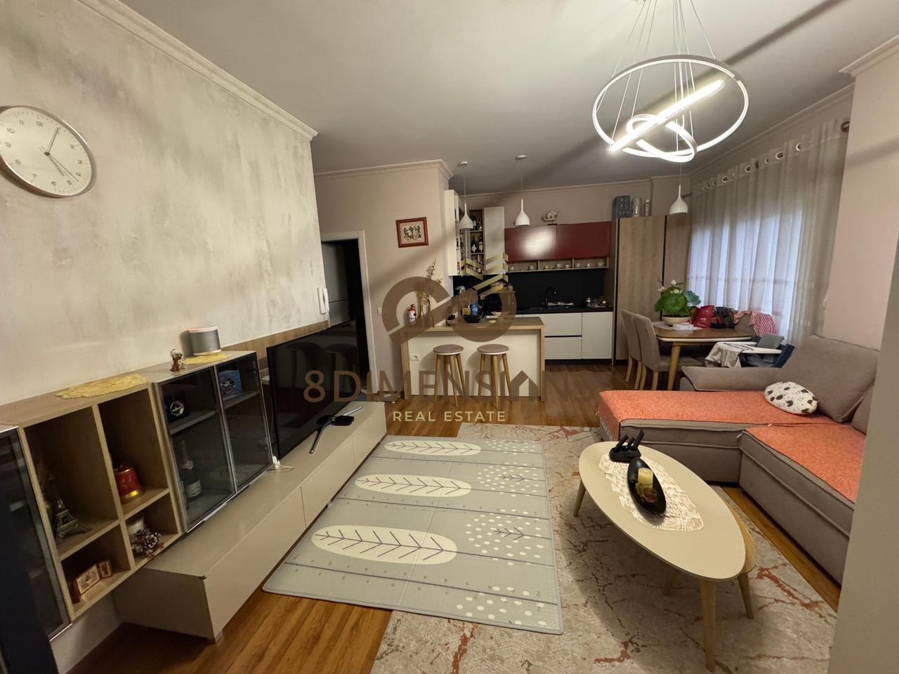 Apartament 1+1 +Post Parkimi (i perfshire) me qera prane Lake View - Liqeni Artificial i Tiranes