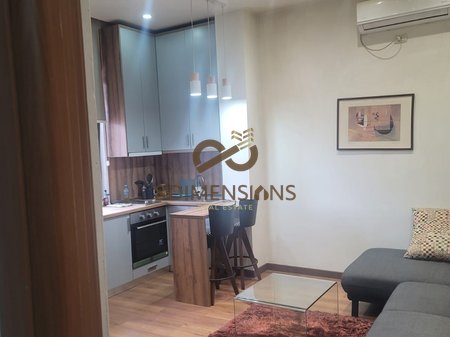 Jepet me qera apartament 1+1 tek 9 kateshet-Qender (D8241A-67)