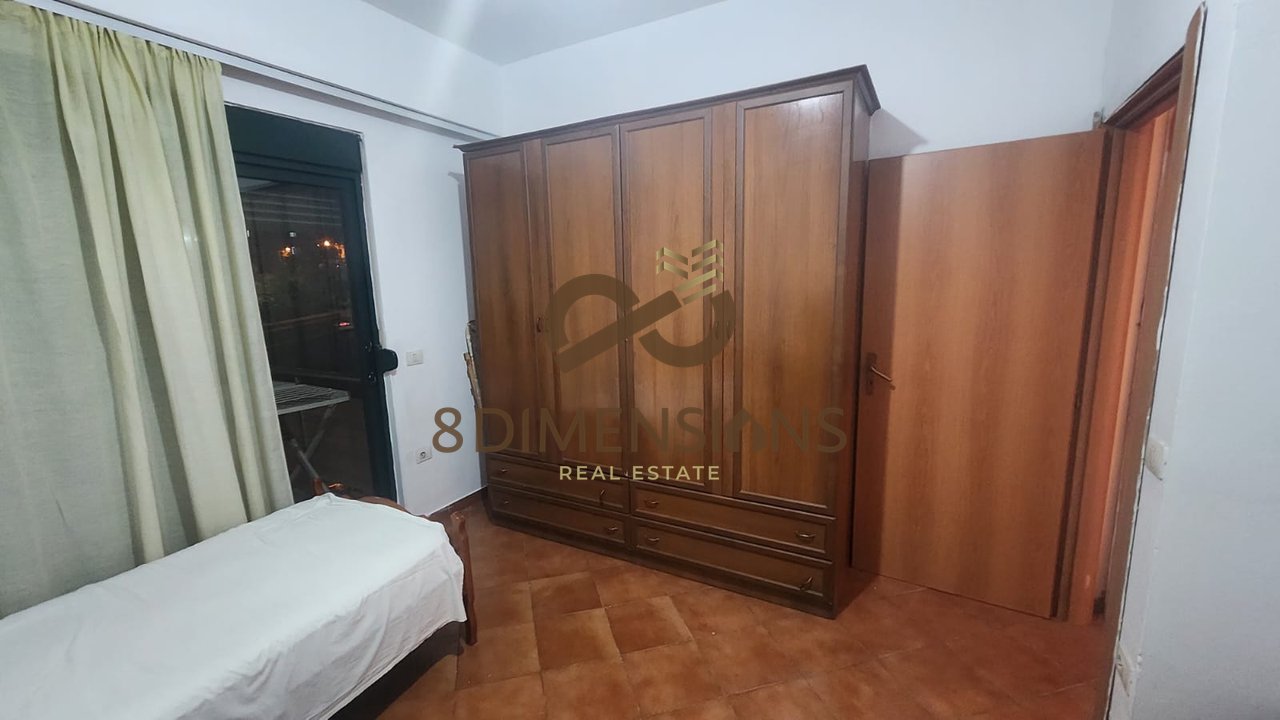 Apartament me qera 2+1 tek Pallati me Shigjeta D8242A-120