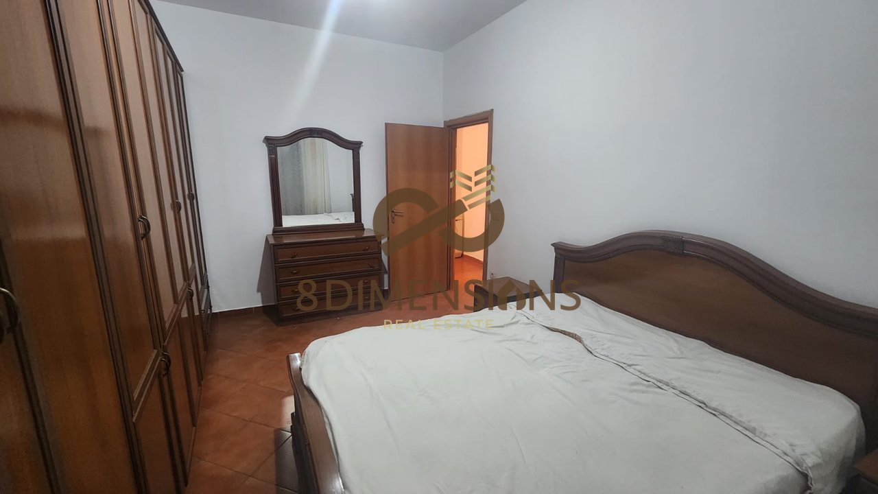 Apartament me qera 2+1 tek Pallati me Shigjeta D8242A-120