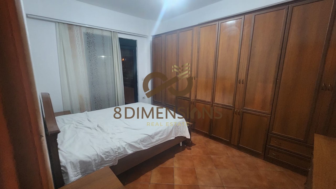 Apartament me qera 2+1 tek Pallati me Shigjeta D8242A-120