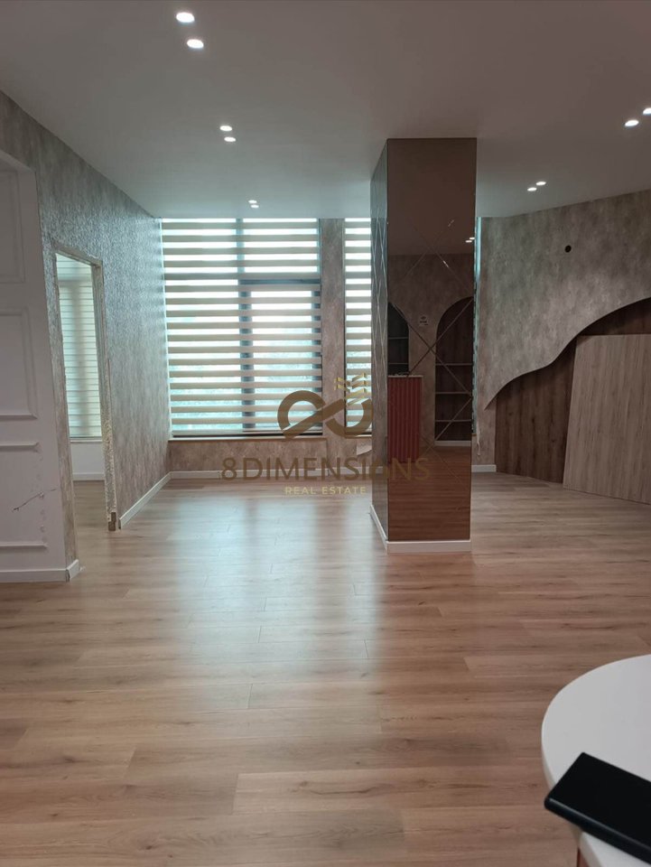 Locale commerciale in affitto - Astir