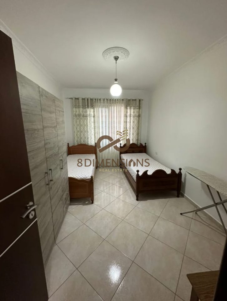 Jepet me qera Apartament 2+1 ne Astir te Rruga Loni Ligori (D8242A-124)