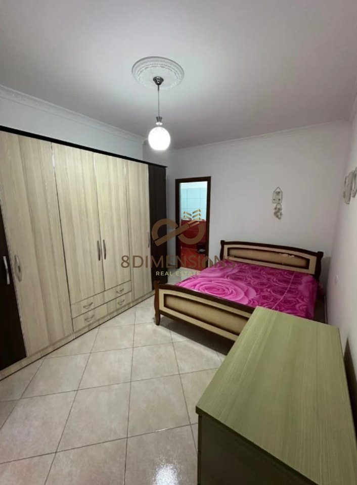 Jepet me qera Apartament 2+1 ne Astir te Rruga Loni Ligori (D8242A-124)