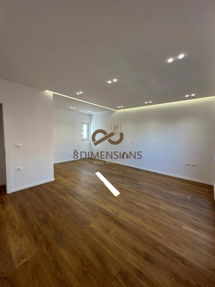 Shitet apartament 2+1 prane Prokurorise Rr. Haxhi Hysen Dalliu (D8142Z-14)