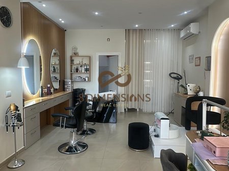For rent, Aesthetic Shop Kavaja Street near Square 21 (D825A-32)