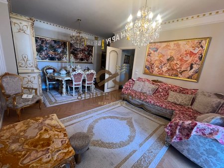 Apartment 1+1 for rent in Komuna e Parisit near Oslo Bar