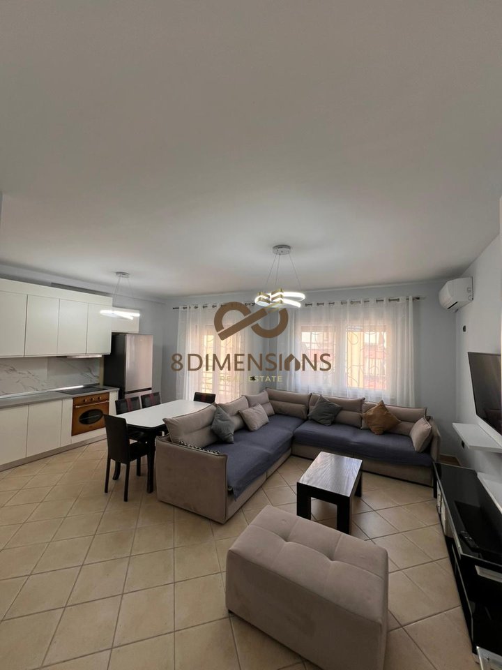 Jepet me qera Apartament  2+1  Te Pazari I Ri ne Rrugen Qemal Stafa (D8242A-140)