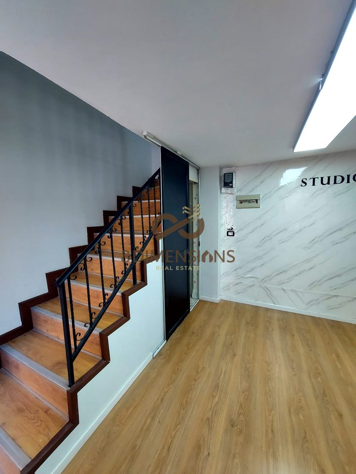 Commercial space for rent on Mine Peza street