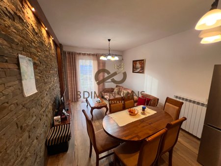 Shitet Apartament 3+1+2 tualete ne Fresk me hipoteke prane shkolles 17 Shkurti (D8143A-25)