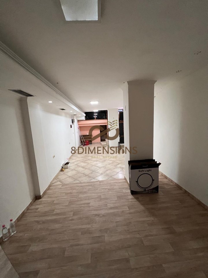 Business premises for rent on Bardhyl Street