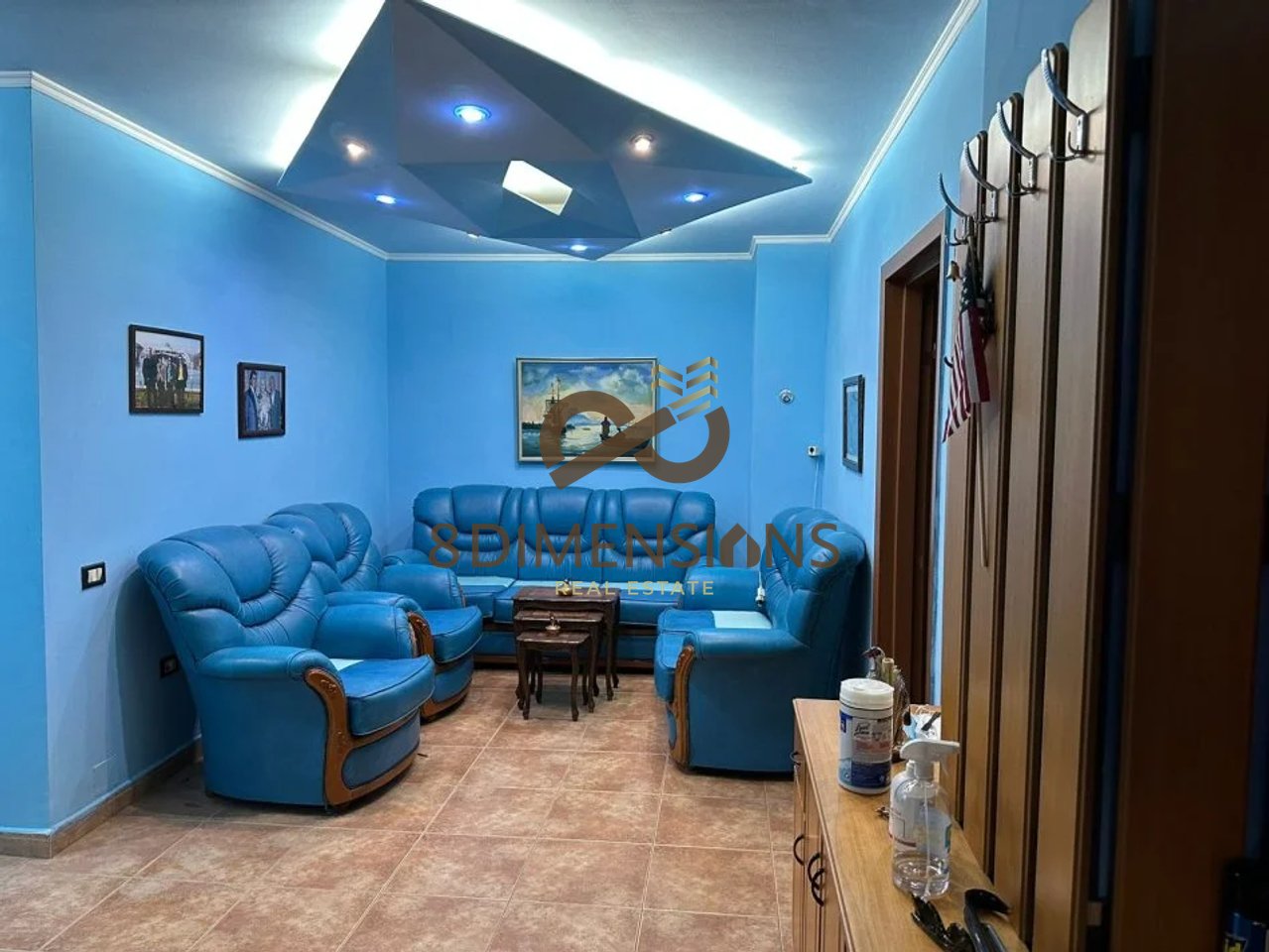 SHITET APARTAMENT 3+1+2 NE BLLOK PRANE KAFE ROMA (D8143A-24)