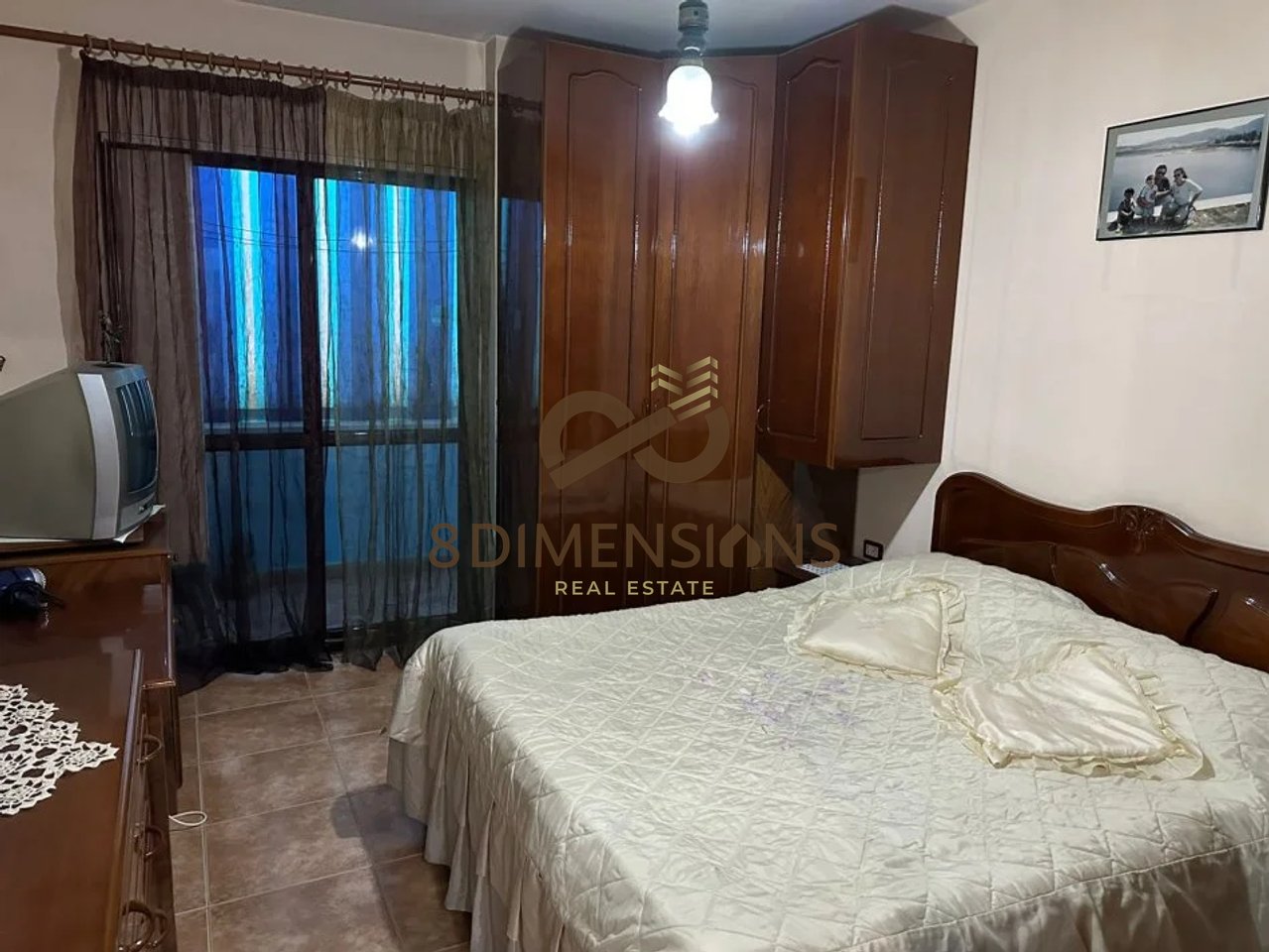 SHITET APARTAMENT 3+1+2 NE BLLOK PRANE KAFE ROMA (D8143A-24)