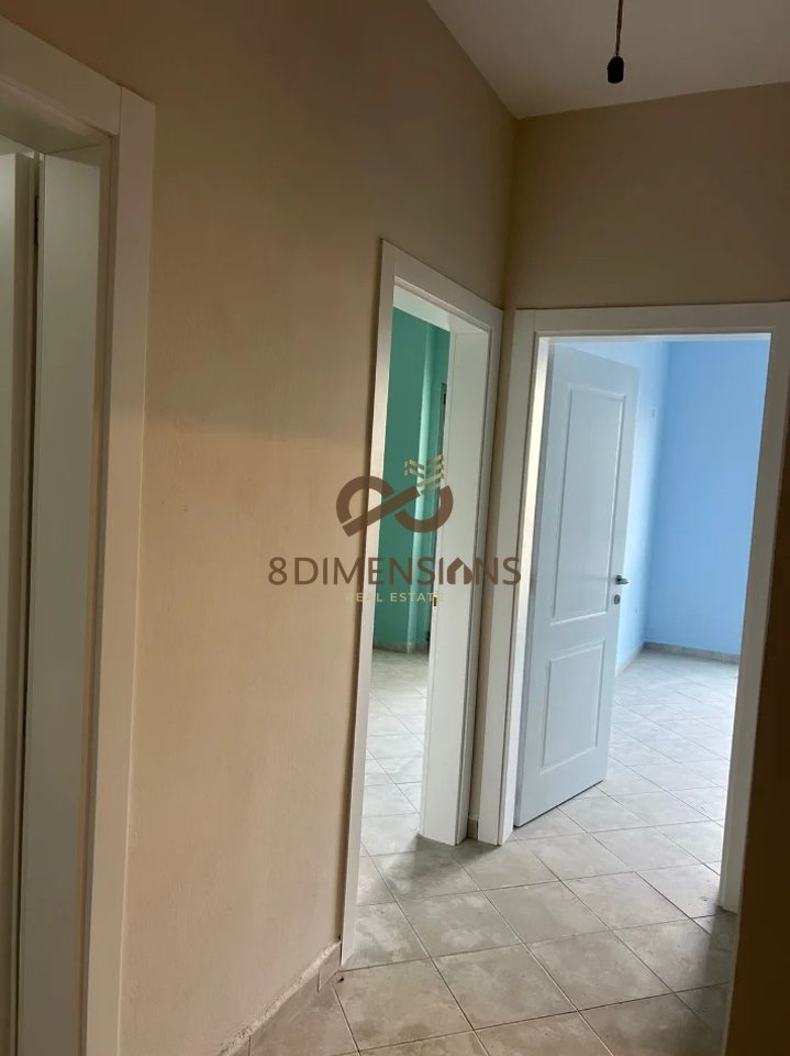 Shitet Apartament, 2+1, ne Kashar, prane Casa Italia  (D8142A-91)