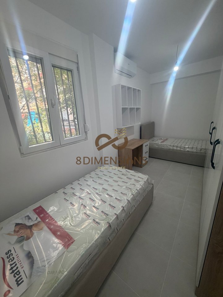 Shitet Apartament 2+1 ne Laparake prane KMY  (D8142Z-16)