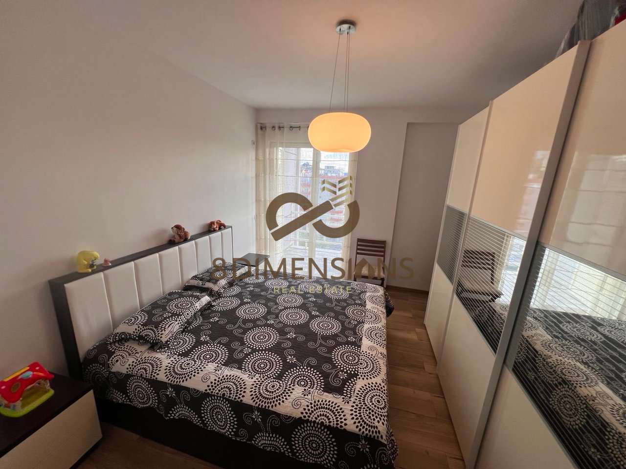 Shitet Apartament 3+1+2 tualete ne Fresk me hipoteke prane shkolles 17 Shkurti (D8143A-25)