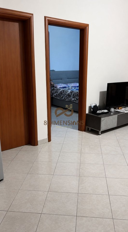 Shitet Apartament 1+1 ne  Yzberisht  prane Pasticeri Nela 6 (D8141A-74)