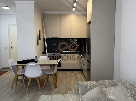 Apartament totalisht i ri 1+1 - Bulevardi i Ri,prane Usluga D8241A-153