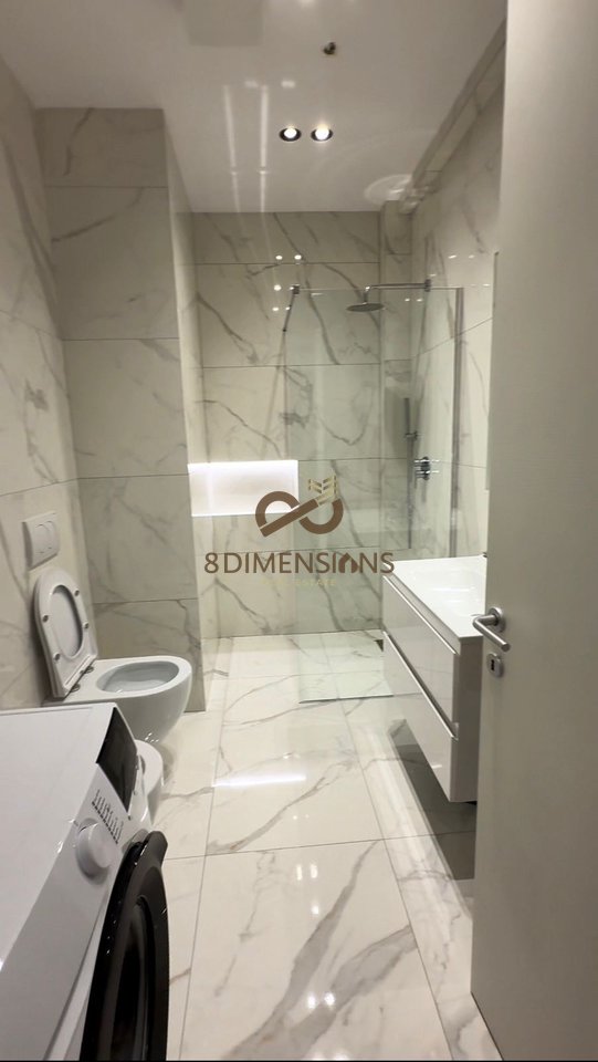 Apartament totalisht i ri 1+1 - Bulevardi i Ri,prane Usluga D8241A-153