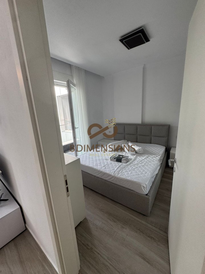 Apartament totalisht i ri 1+1 - Bulevardi i Ri,prane Usluga D8241A-153