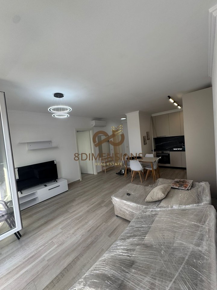 Apartament totalisht i ri 1+1 - Bulevardi i Ri,prane Usluga D8241A-153
