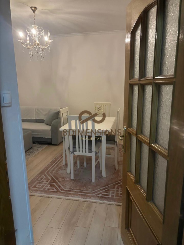 Jepet me qera Apartament 3+1 ne Myslym Shyr prane Gjykates se Larte (D8243A-17)