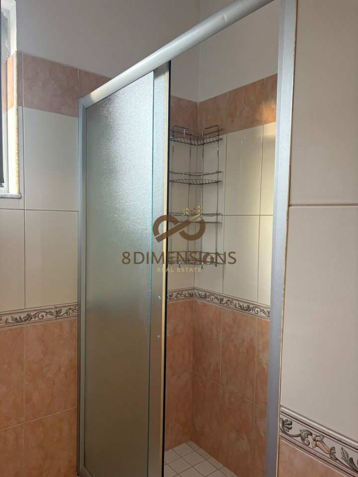 Affittasi appartamento 2+1 in via Elbasanit D8242A-154