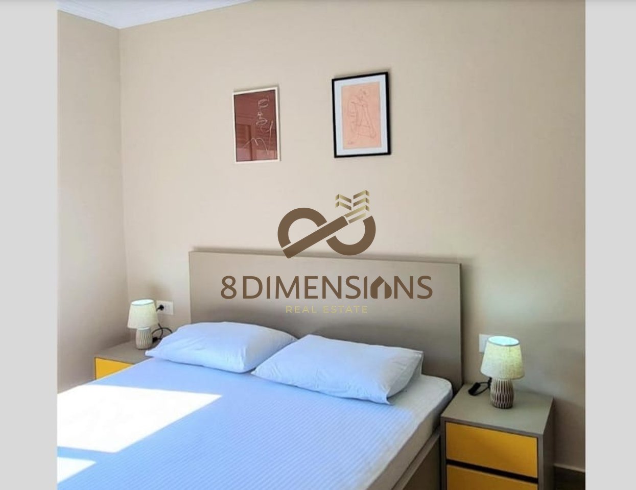 SHITET APARTAMENT PRANE KRYQEZIMIT TE 21 DHJETORIT  (D8141Z-19)