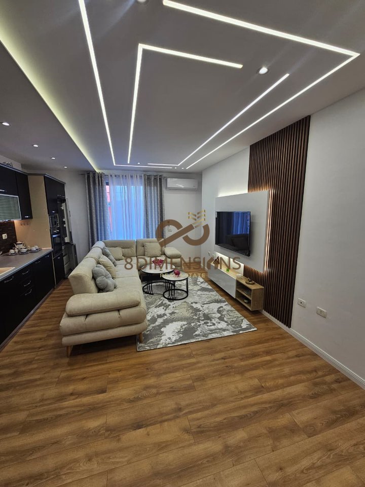 Vendesi appartamento 2+1 a Yzberisht vicino ai Palazzi Cabej (D8142A-103)