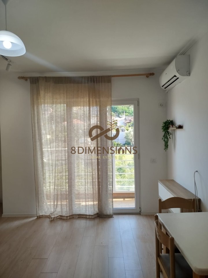 Shitet apartament 1+1 ne Kombinat - prane Credins Banke D8241A-155