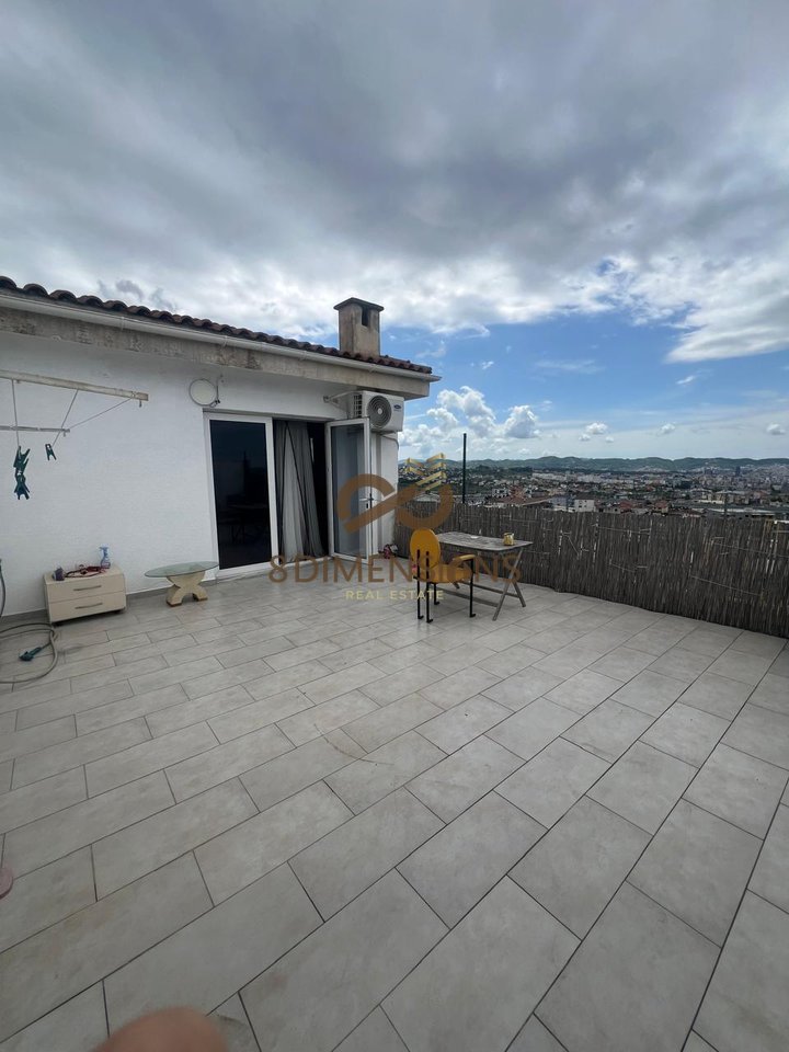 Shitet Apartament 1+1+Verande ne Fresk - Pamje nga e gjithe TIRANA! D8141A-88