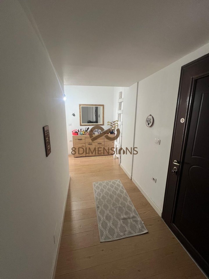 Shitet Apartament 1+1+Verande ne Fresk - Pamje nga e gjithe TIRANA! D8141A-88