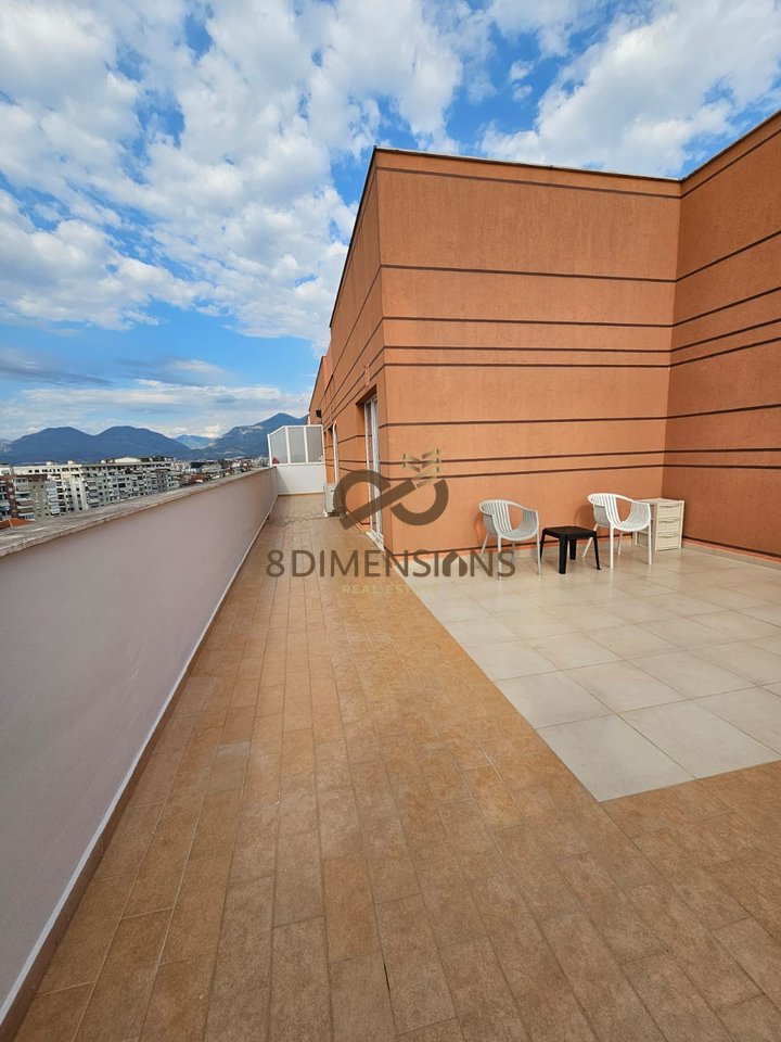 Shitet apartament 2+1+2+Verande ne Kombinat - MUNDESI NDARJE/INVESTIMI  D8142A-107