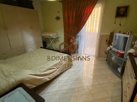 APARTMENT FOR SALE 3+1 on Kongresi i Lushnjes Street(D8143Z-8)