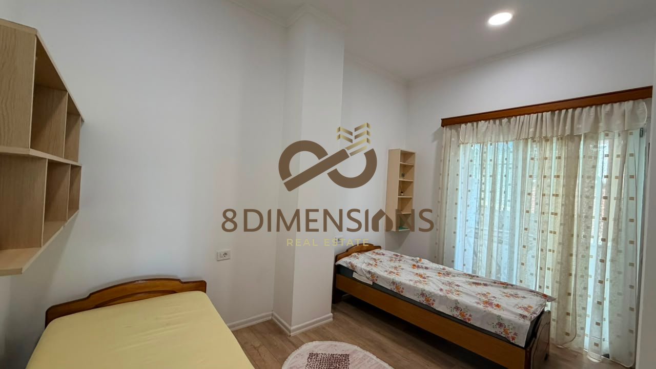Shitet super apartament 2+1+2 tualete  tek Rruga Peti, prane Liqenit Artificial te Tiranes (ID D8142A-162)
