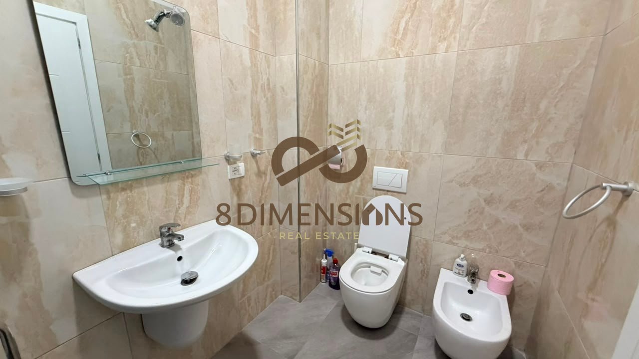 Shitet super apartament 2+1+2 tualete  tek Rruga Peti, prane Liqenit Artificial te Tiranes (ID D8142A-162)
