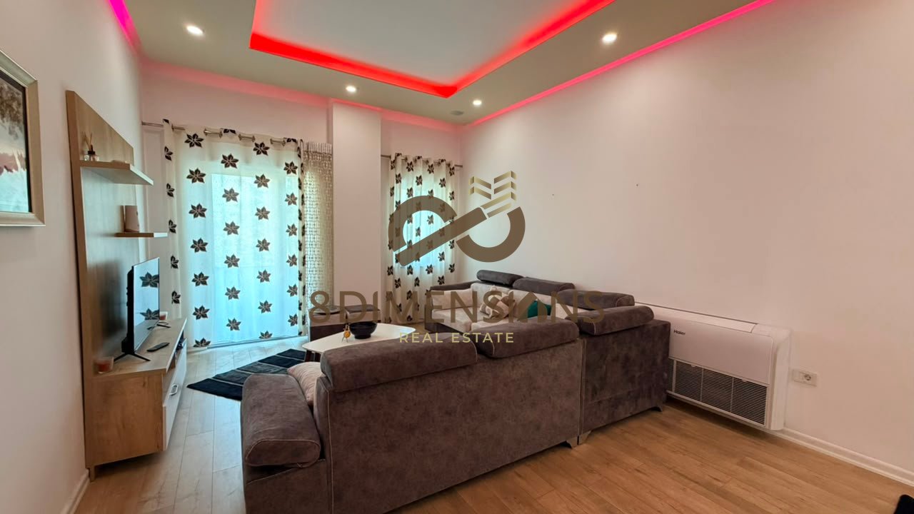 Shitet super apartament 2+1+2 tualete  tek Rruga Peti, prane Liqenit Artificial te Tiranes (ID D8142A-162)
