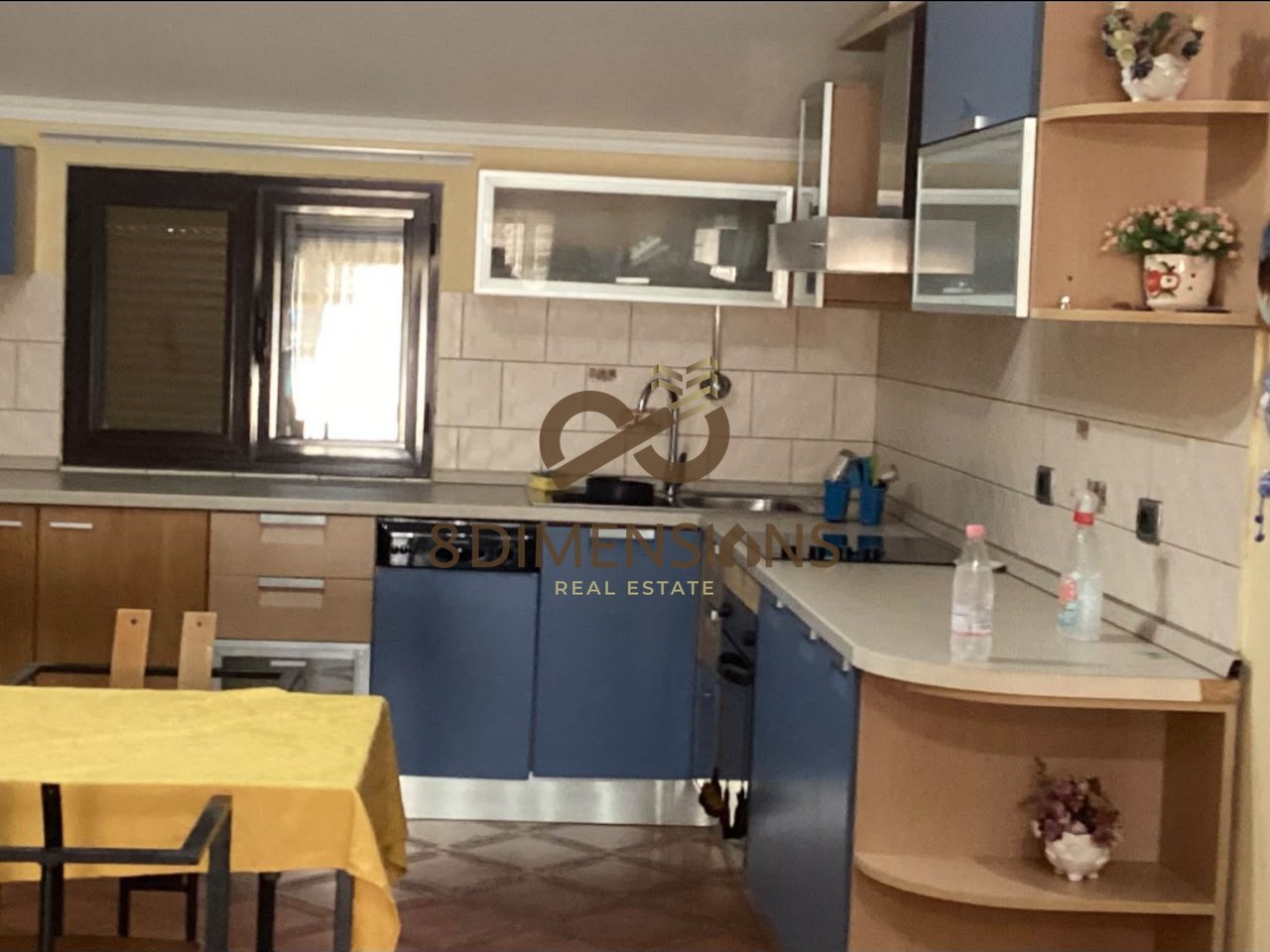 Jepet me QERA apartament 2+1 tek Qytet Studenti D8242A-298