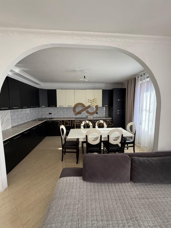 Apartament 2+1 me qera ne Vasil Shanto (ID D8242Z-35)