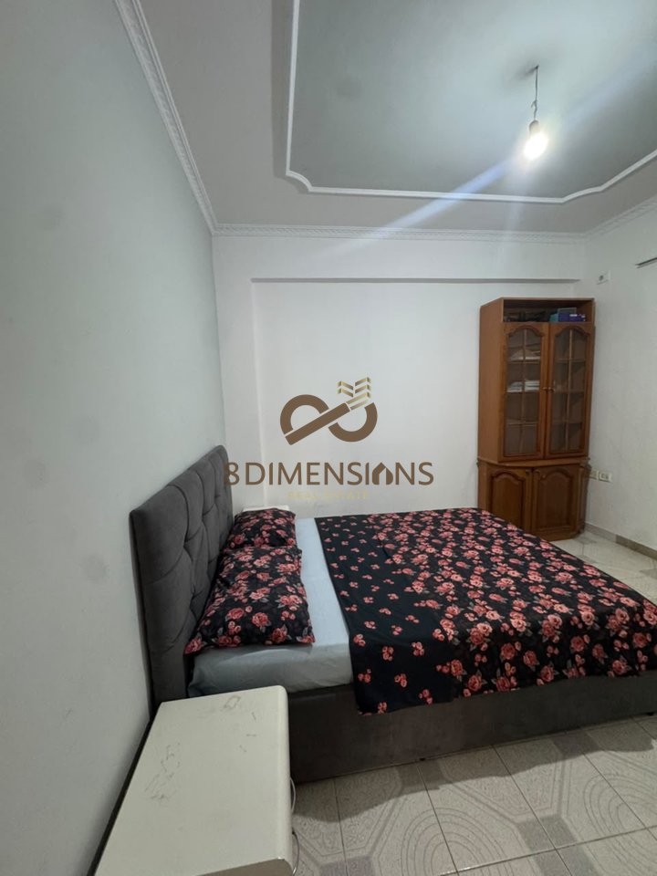 Apartment 2+1 for rent, opposite American 3 D8242A-311