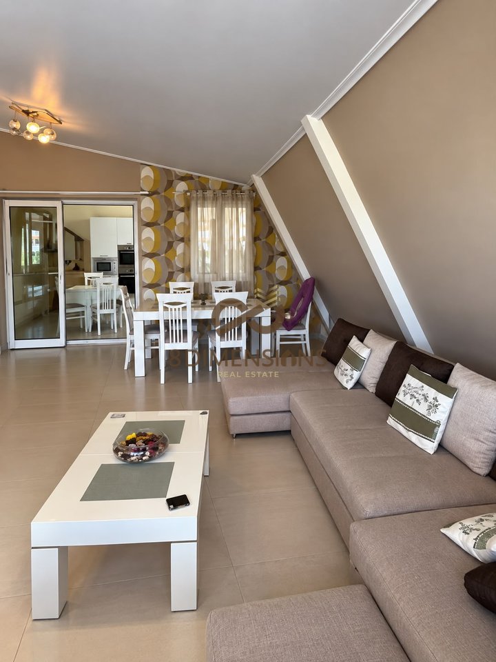 Shitet Apartament me Hipotek 2+1+2+1 Depo+ Garazh ne Fresk,afer me Spar 2 D8142A-163