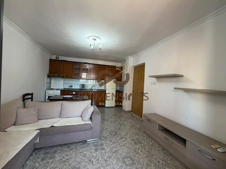 Shitet Apartment 1+1 ne Rrugen Ferit Xhajko, prane Stacionit te Trenit (brenda Uneza)  ne Tirane (ID D8141A-149)
