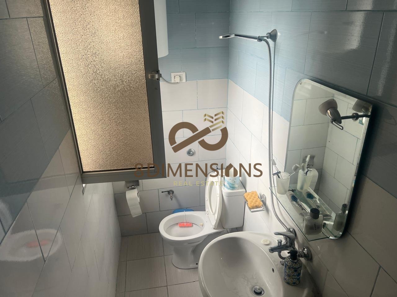 Shitet Apartament 1+1 ne Rrugen e Dibres prane Shkolles Bajram Curri(D8141Z-38)