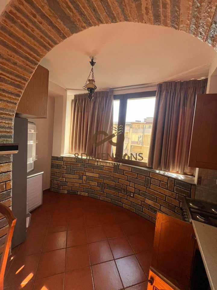 APPARTAMENTO IN AFFITTO 3+2+2, COMUNE DI PARISIT ( ID D8243A-31 )